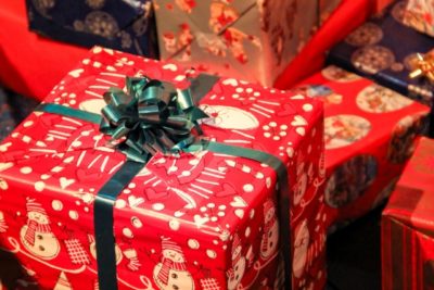 クリスマスのラッピングを100均で 19年 セリアやダイソーのおしゃれな袋や箱を紹介 Everyday Life