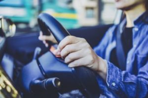 ドライブデートの服装 30代 40代コーデ 春 夏 秋 冬 男性が喜ぶ人気コーデを紹介 Everyday Life